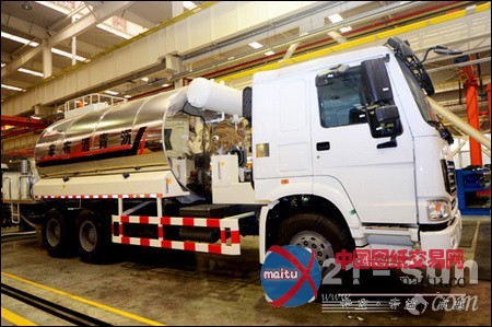 徐工新一代养护机械旗舰产品助力非洲建设