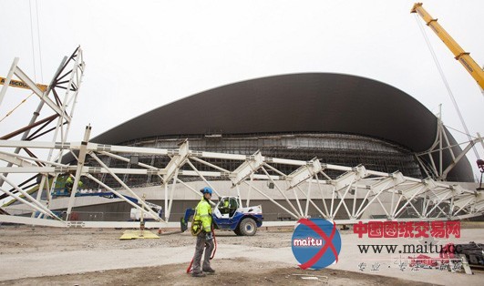 扎哈·哈迪德的伦敦奥运会水上中心首露建筑原貌