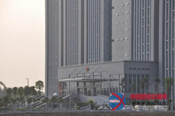 河南许昌办公楼被指豪华 历时8年耗资1.5亿建成