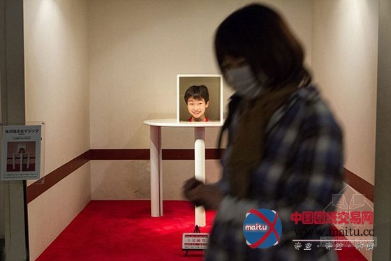 日本幻觉博物馆“大开眼界” 真假难辩