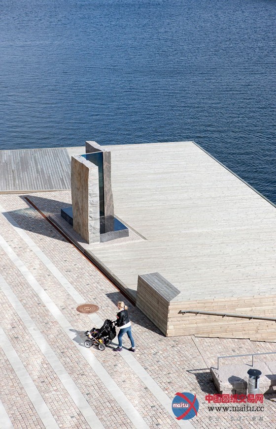 瑞典卡尔斯克鲁纳码头广场