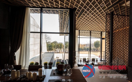 隈研吾设计的“战壕”济州岛顶级度假别墅