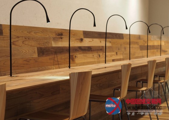 隈研吾设计的日本“折面”九州芸文馆