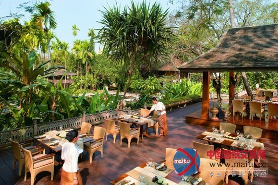 兰那王朝真实地重现的清迈文华东方酒店设计