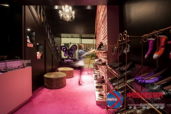 巴西Pretty Ballerinas芭蕾舞鞋专卖店装修设计