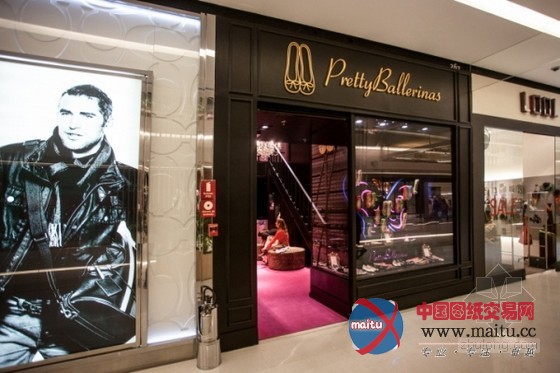 巴西Pretty Ballerinas芭蕾舞鞋专卖店装修设计