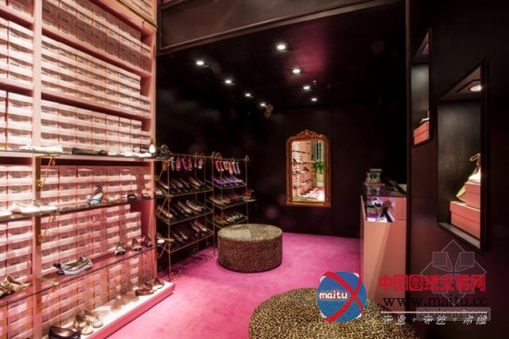 巴西Pretty Ballerinas芭蕾舞鞋专卖店装修设计