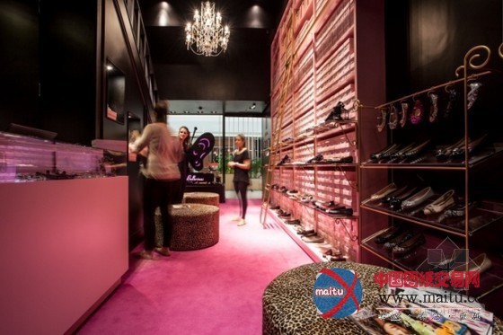 巴西Pretty Ballerinas芭蕾舞鞋专卖店装修设计