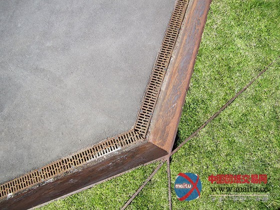 HJLA设计的丹麦毕马威会计事务所总部的屋顶花园及入口区域