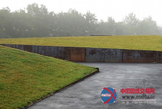 HJLA设计的丹麦毕马威会计事务所总部的屋顶花园及入口区域