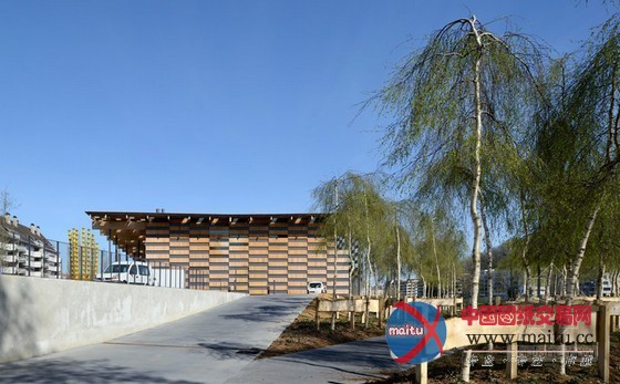 隈研吾设计的法国贝桑松艺术中心及音乐之城