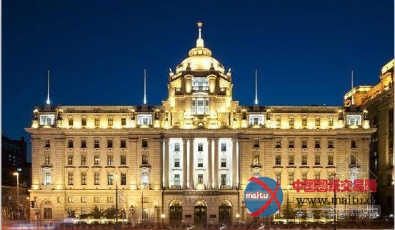 上海外滩“最美穹顶”完成美容 焕然一新