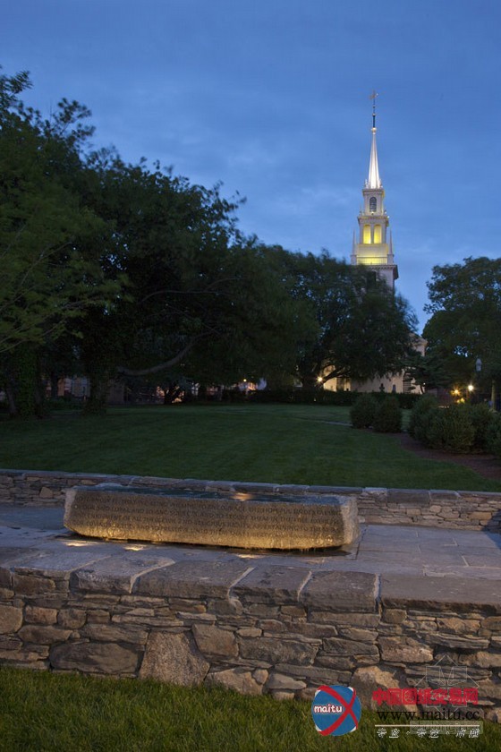 Maya Lin设计的纽波特“会客厅”公共景观