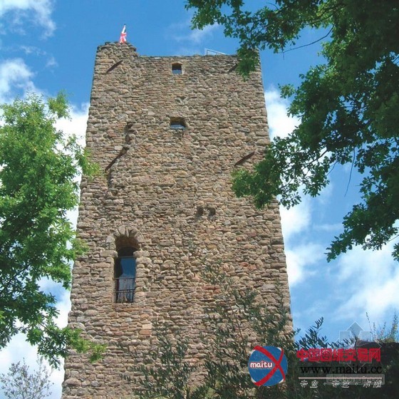 意大利独特的HR塔顶城市景观