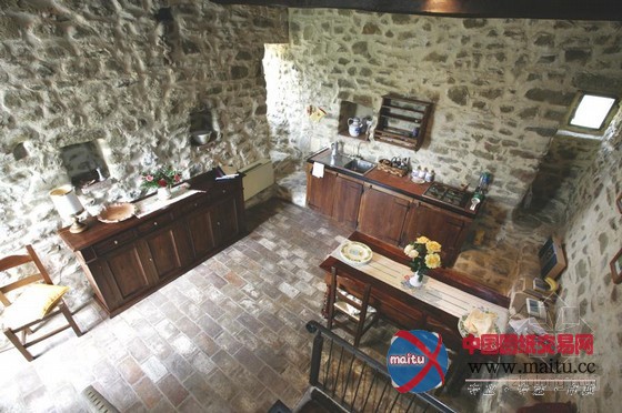 意大利独特的HR塔顶城市景观