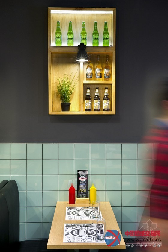 法兰克福车站餐厅设计 时间和空间的烹饪之旅