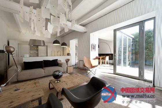 法国马赛自带院落的农村别墅改造设计