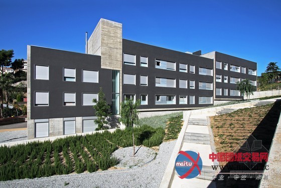 ConxitaBalcells设计的巴塞罗纳坎乔丹娜居民区规划