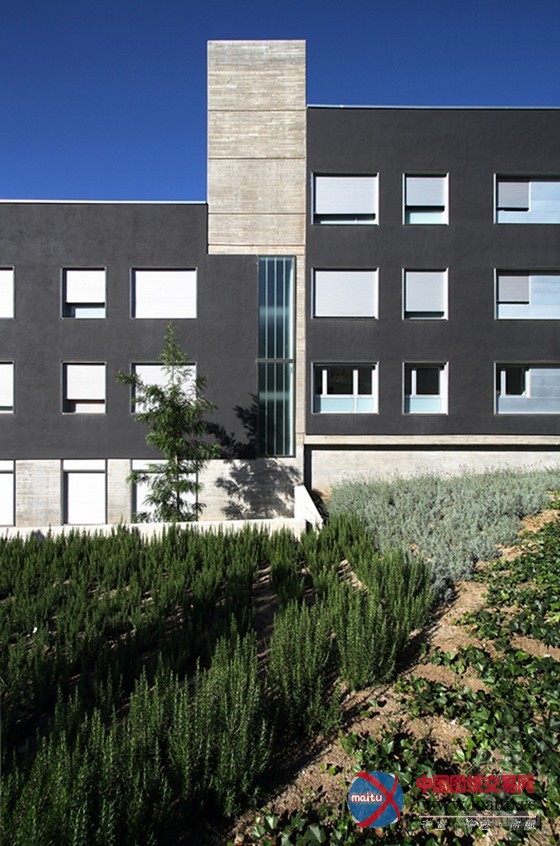 ConxitaBalcells设计的巴塞罗纳坎乔丹娜居民区规划