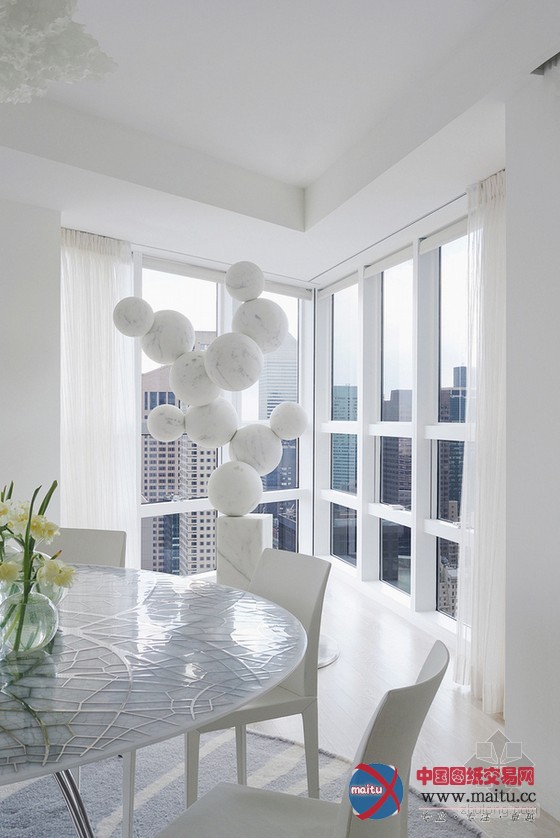 美国俯瞰中央公园的超现代化公寓设计