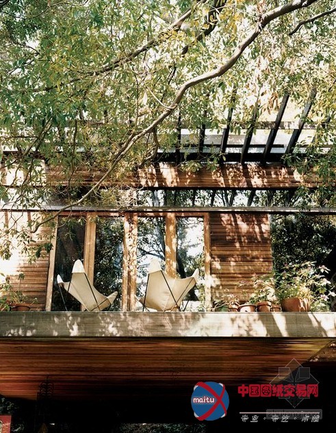 混凝土和木头建造的Ray Kappe私人住宅