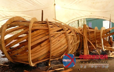 AA建筑联盟学生设计的木结构茧