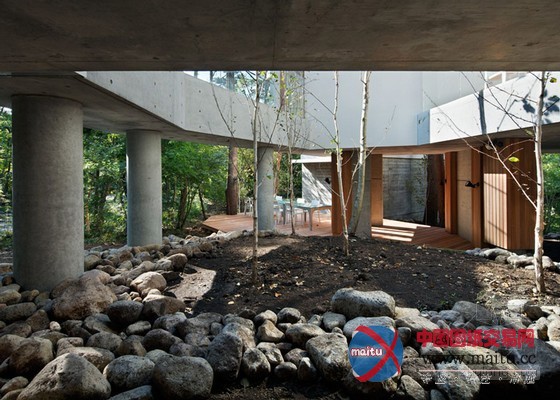 Keisuke Kawaguchi设计的日本大山旅馆