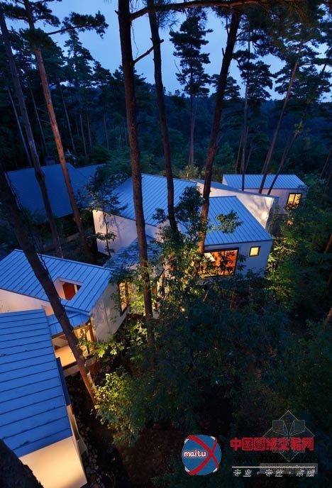 Keisuke Kawaguchi设计的日本大山旅馆