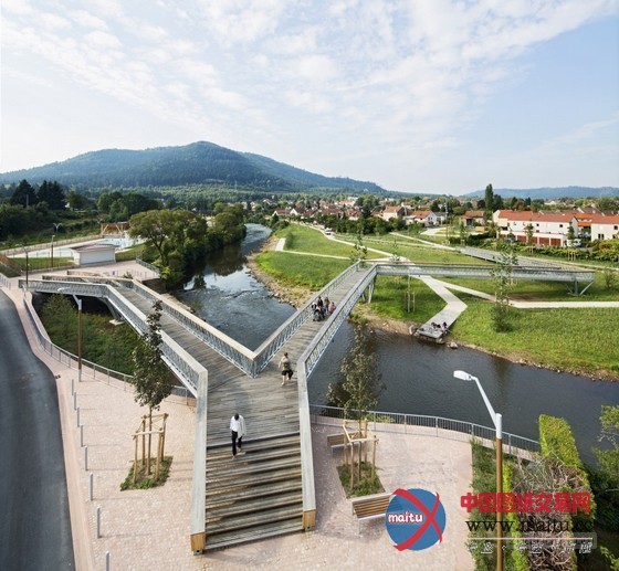 ARPAE设计的法国默尔特河畔的朗莱塔珀发展项目