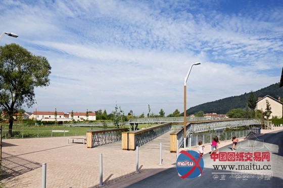 ARPAE设计的法国默尔特河畔的朗莱塔珀发展项目