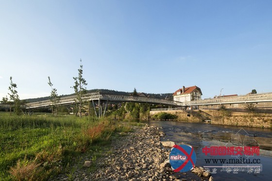 ARPAE设计的法国默尔特河畔的朗莱塔珀发展项目