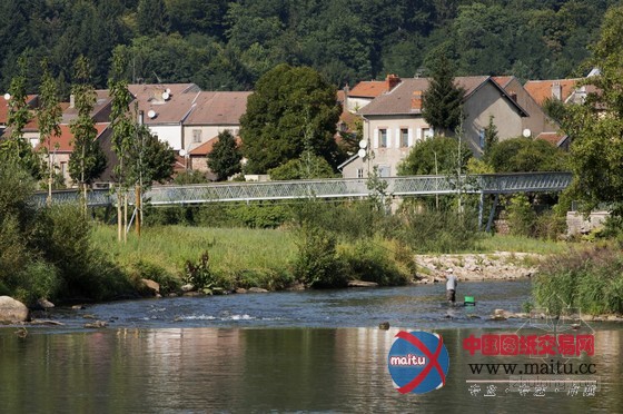 ARPAE设计的法国默尔特河畔的朗莱塔珀发展项目