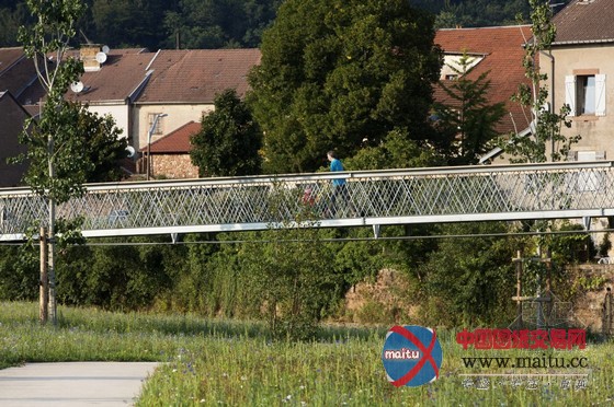 ARPAE设计的法国默尔特河畔的朗莱塔珀发展项目