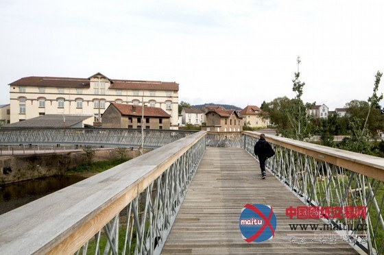 ARPAE设计的法国默尔特河畔的朗莱塔珀发展项目