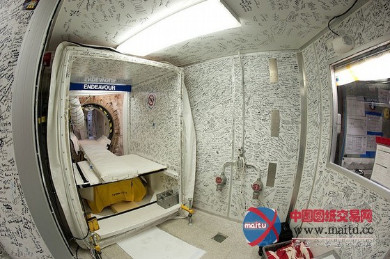 高科技设备揭秘 美国航天飞机驾驶舱复杂室内大曝光