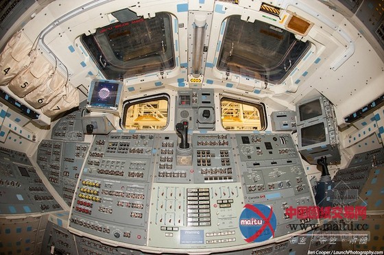 高科技设备揭秘 美国航天飞机驾驶舱复杂室内大曝光