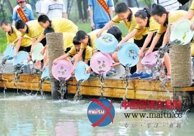 锦江“白鹭湾湿地”主题签名活动千人参与