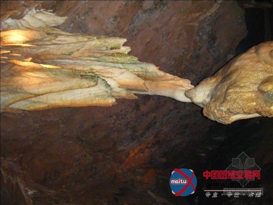 上栗孽龙洞大型石林景观