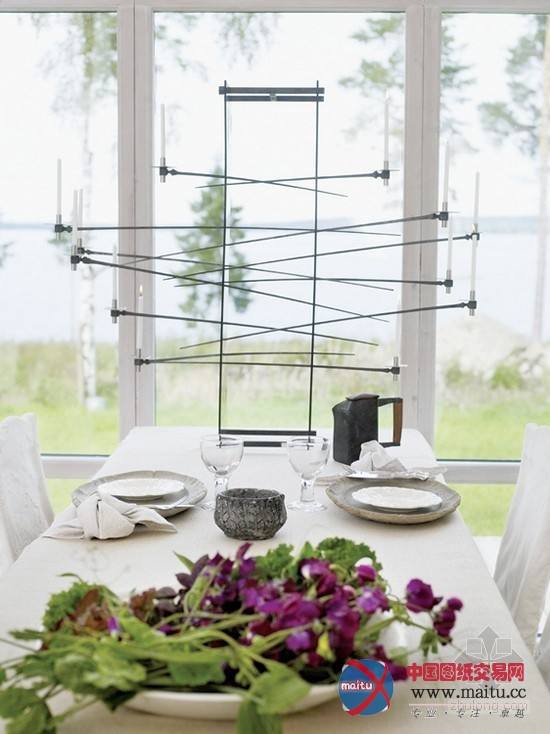 波兰自然乡村风格的湖边小屋