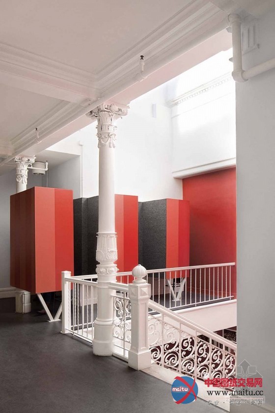 曼哈顿精致优雅的办公室装修设计