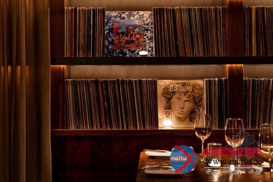 美国加利福尼亚州酒吧设计 与众不同的另类摇滚库