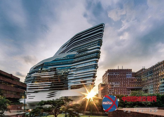 扎哈•哈迪德设计的香港理工大学的创新大厦