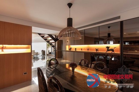 台湾木质色调的现代别墅装修