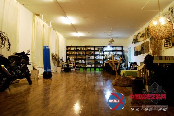 北京郊外工作室装修设计 物质的质感传达自然张力