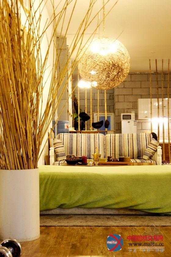 北京郊外工作室装修设计 物质的质感传达自然张力