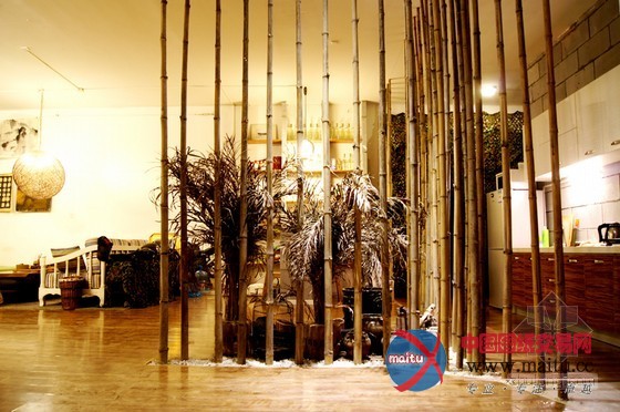 北京郊外工作室装修设计 物质的质感传达自然张力