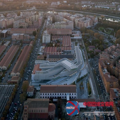 关于扎哈•哈迪德的新书 扎哈是如何胜利的