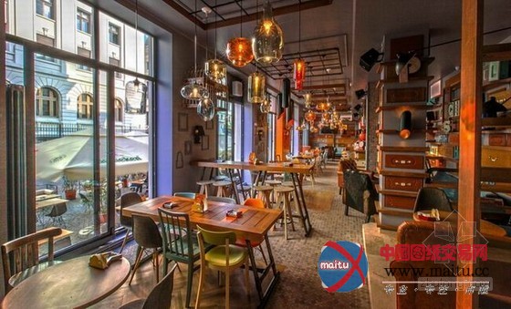 室内配饰丰富的Entourage餐厅室内设计