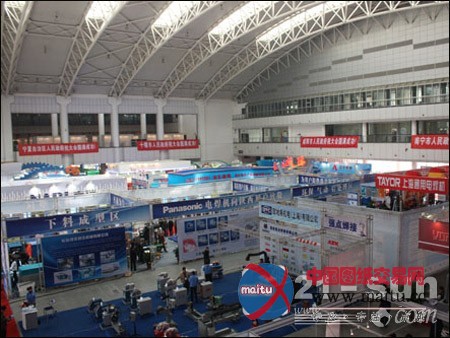 第十七届中国西部国际装备制造博览会开幕