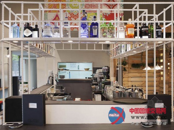 马德里QUBE餐厅设计 木质装饰自然清新